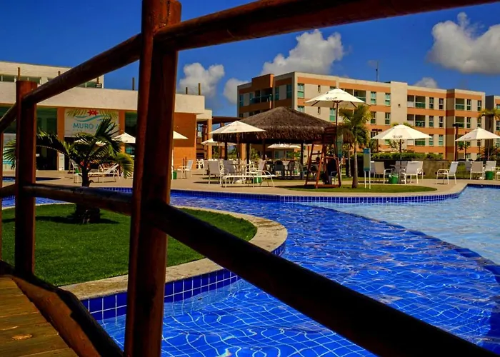 Apartamento Com Piscina 1 No Muro Alto Cond Club - 413